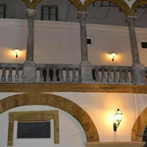 Palazzo Corvino Couette-café Palerme